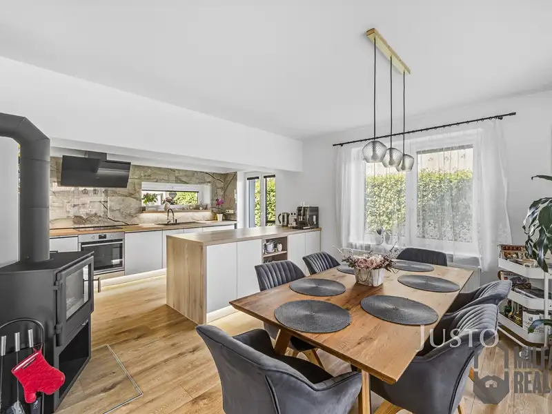 Prodej rodinného domu 205 m², pozemek 1469 m², Jindřichovice pod Smrkem – náhled fotky 3