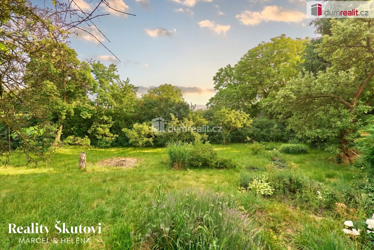 Prodej rodinného domu 293 m², pozemek 1149 m² – fotografie 4