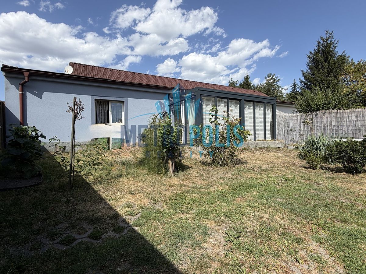Prodej rodinného domu 157 m², pozemek 390 m² – fotografie 3