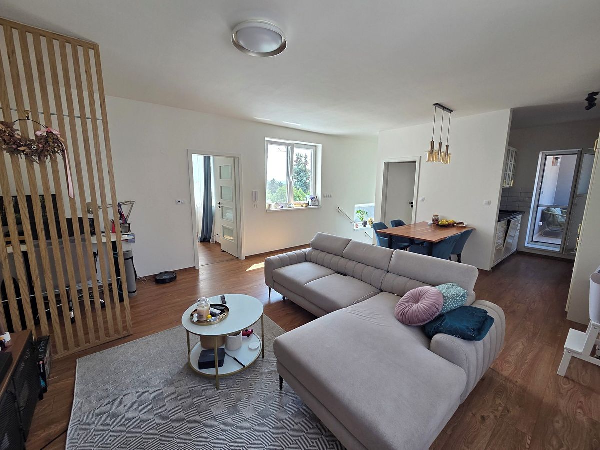 Pronájem bytu 2+kk 65 m²