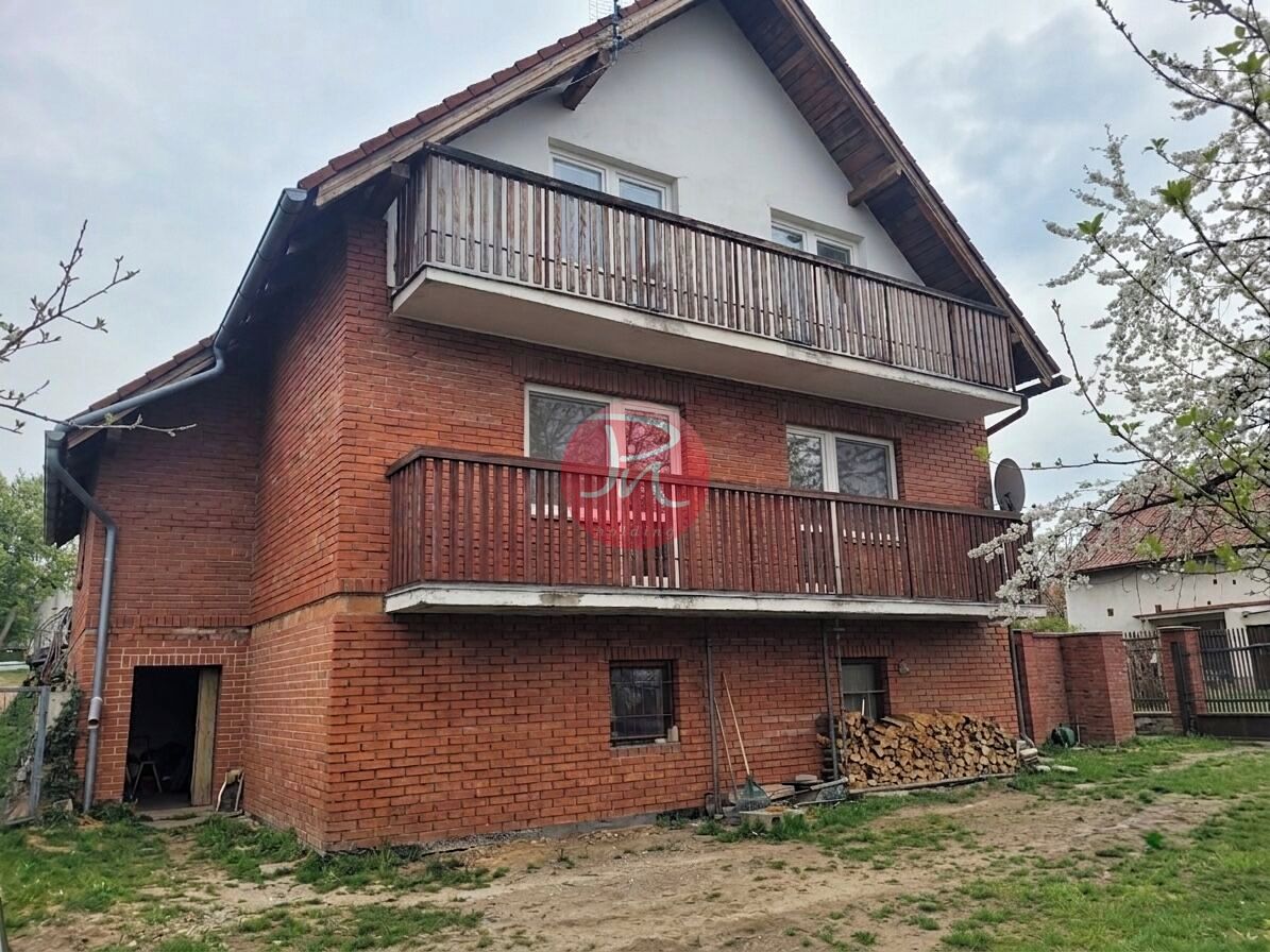 Prodej rodinného domu 156 m², pozemek 556 m² – fotografie 2