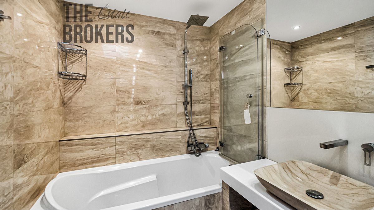 Prodej bytu 5+kk 129 m² – fotografie 3