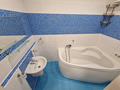 Pronájem bytu 2+1, 55 m² (2 z 14)