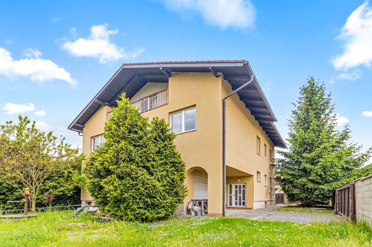 Prodej rodinného domu 350 m², pozemek 450 m²