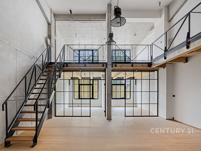 Prodej bytu 4+kk 176 m²