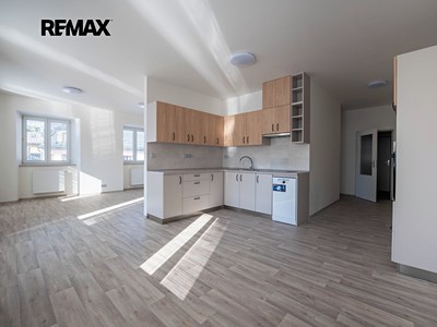 Pronájem bytu 3+kk 83 m²
