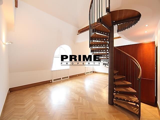 Pronájem bytu 4+kk 195 m² – fotografie 4