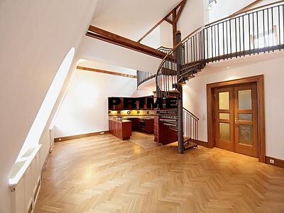 Pronájem bytu 4+kk 195 m²