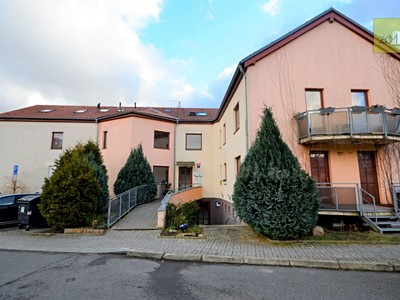 Pronájem bytu 1+kk 42 m²