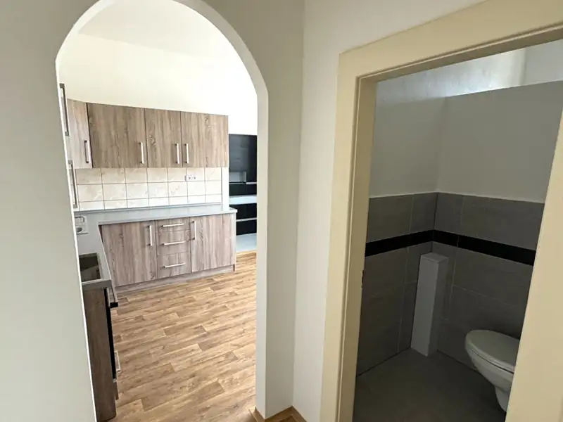 Pronájem bytu 3+1 80 m², Ostrava – náhled fotky 2