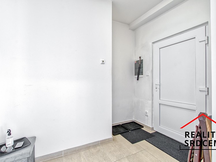 Pronájem bytu 2+kk, 46 m² (14 z 14)