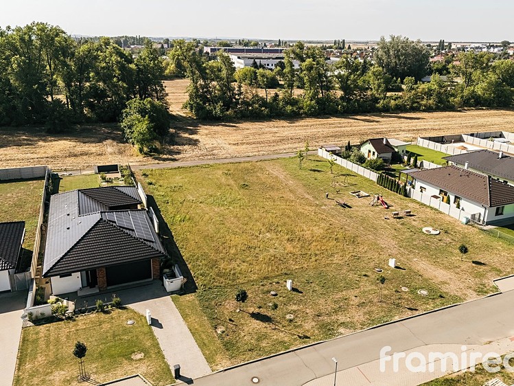 Prodej pozemku, 726 m² (1 z 16)