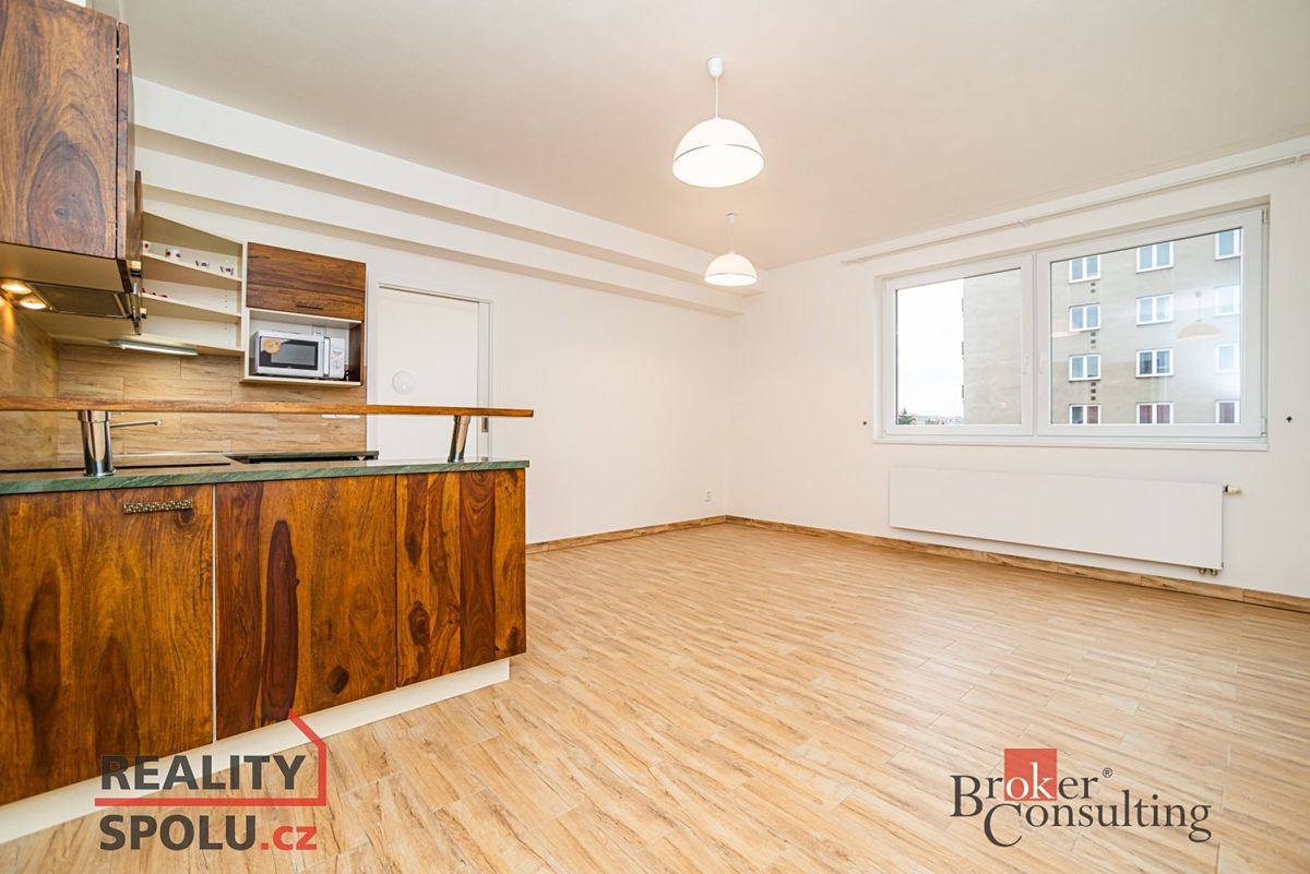 Pronájem bytu 2+kk 48 m²