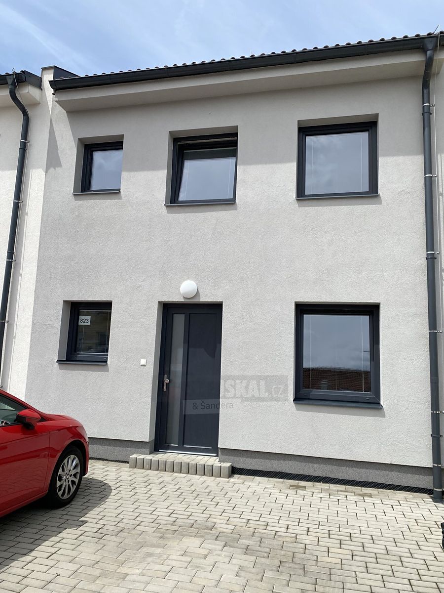 Pronájem bytu 2+kk 65 m²