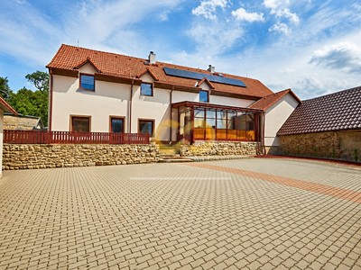 Gewerbefläche zum Kauf, 930 m² (2 von 30)