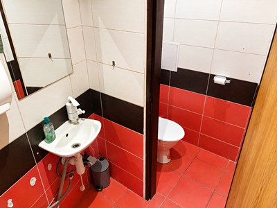Pronájem komerčního prostoru, 145 m² (3 z 13)