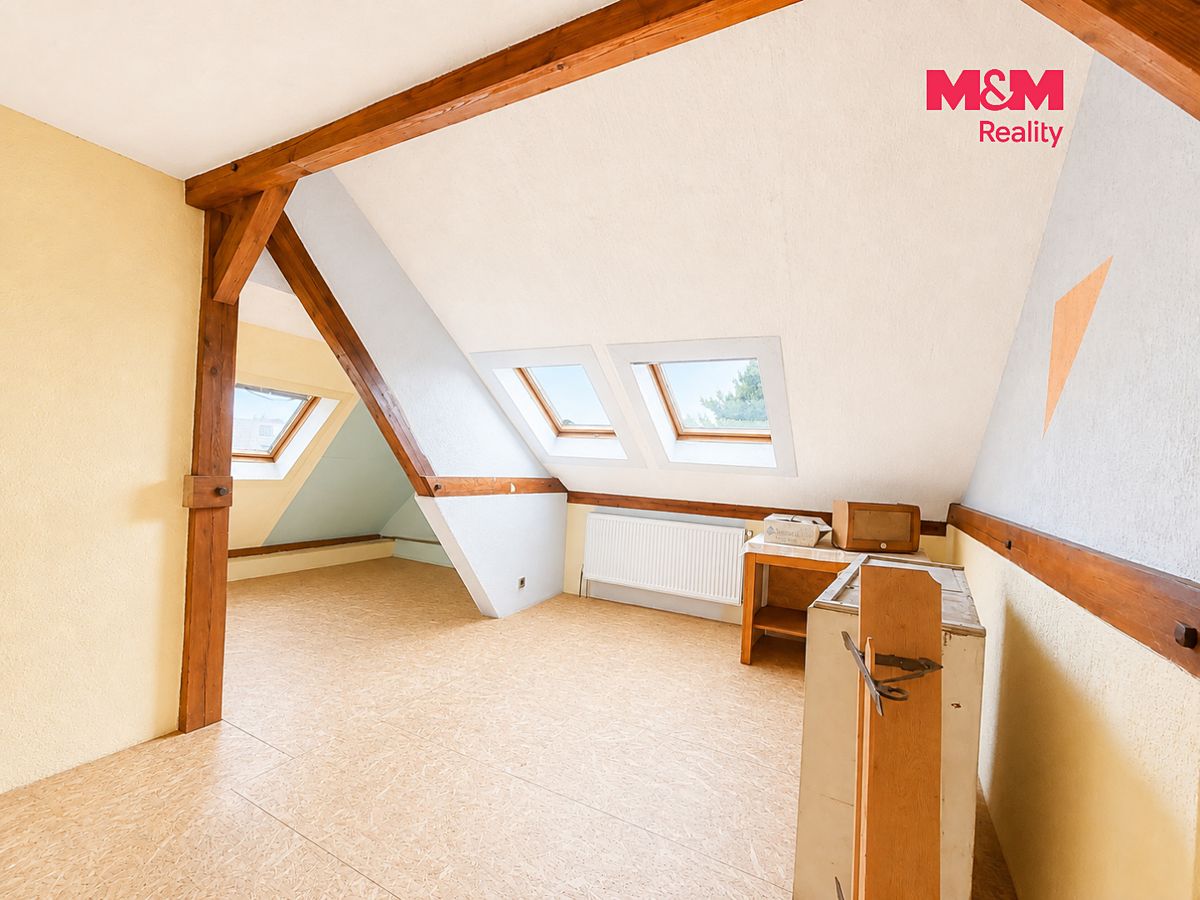 Prodej rodinného domu 57 m², pozemek 348 m² – fotografie 4