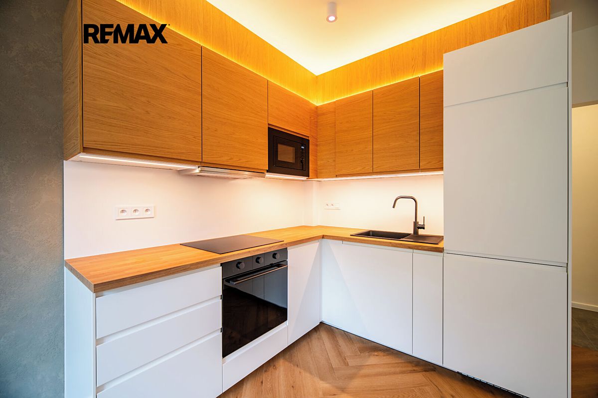 Pronájem bytu 2+kk 39 m²