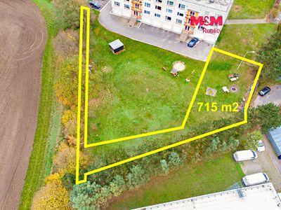 Prodej pozemku 715 m²