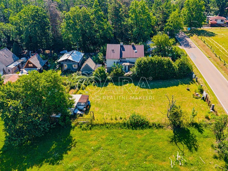 Prodej pozemku, 814 m² (5 z 18)