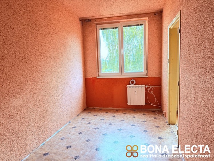 Prodej bytu 2+1, 43 m² (8 z 12)
