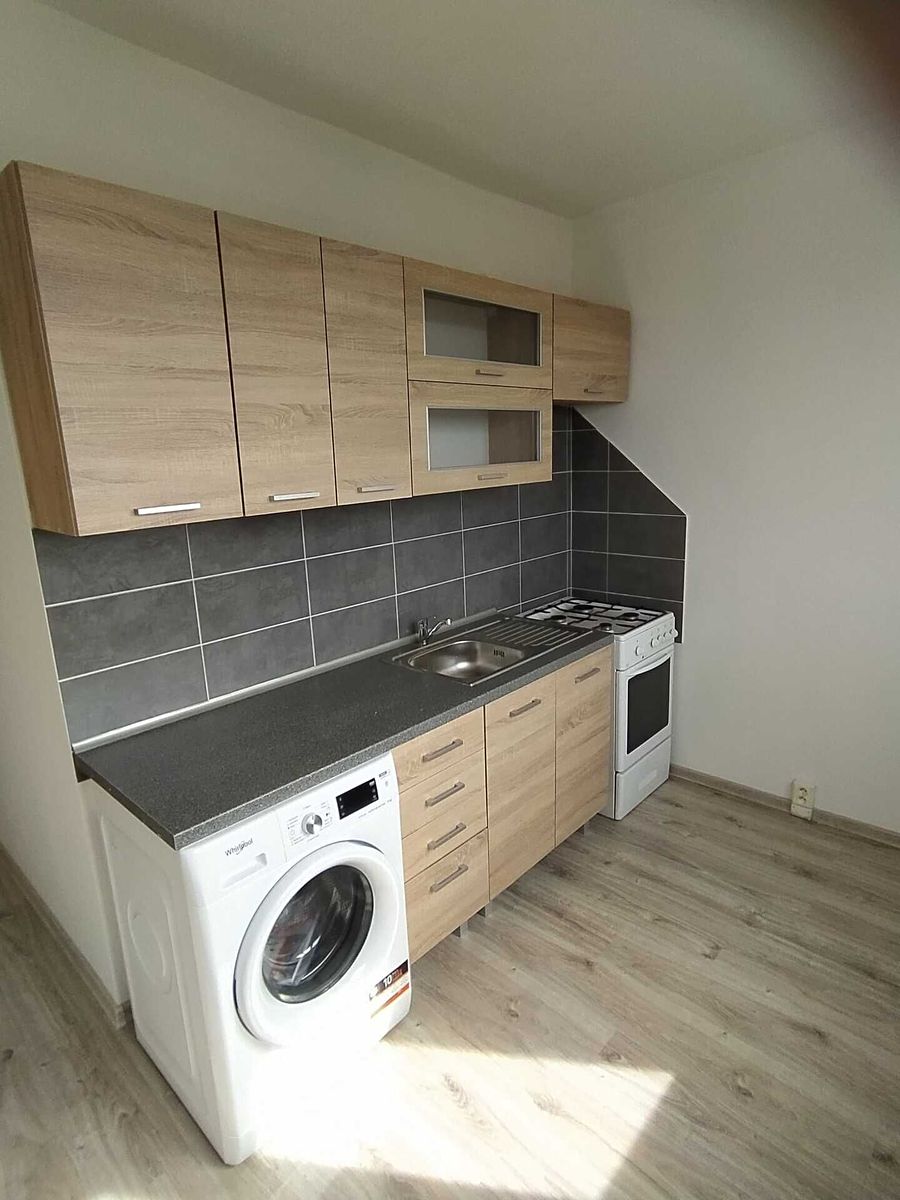 Pronájem bytu 2+1 53 m²