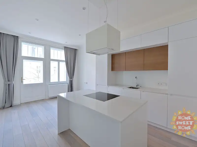 Pronájem bytu 2+kk 56 m², Praha – náhled fotky 1