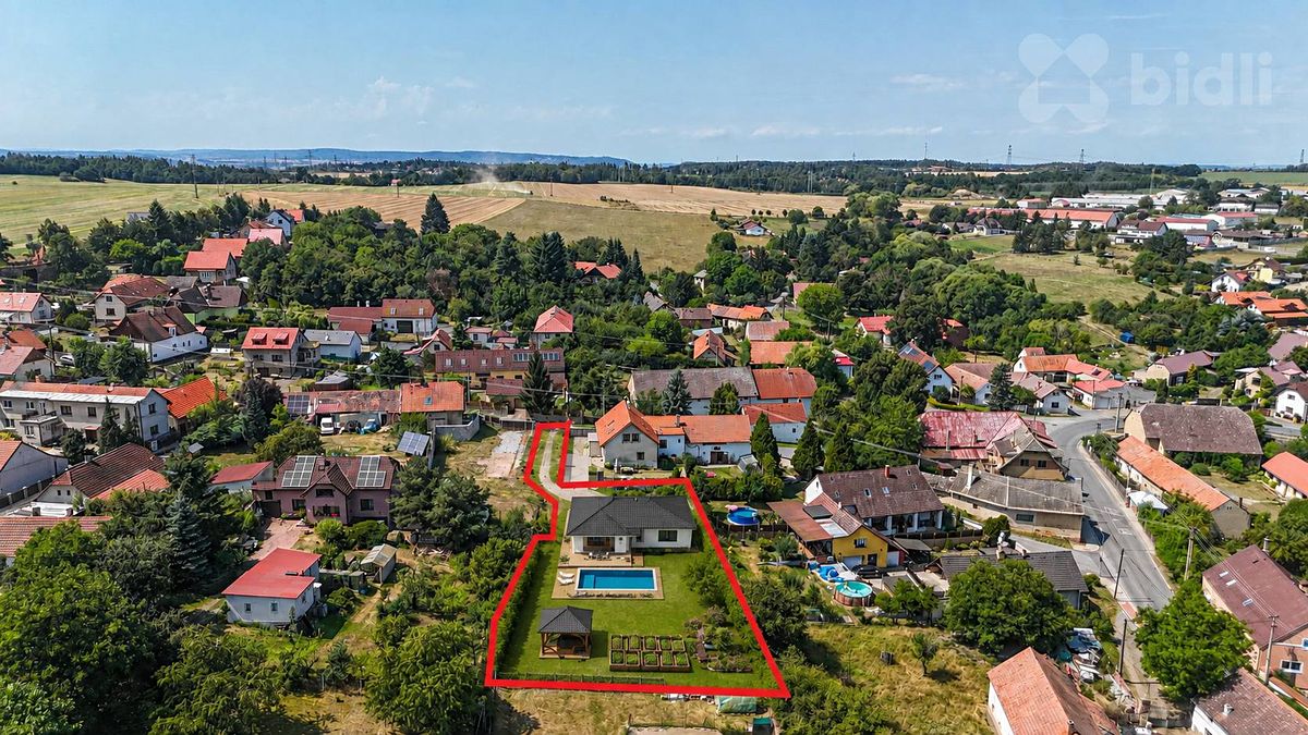 Prodej stavebního pozemku 1339 m², Okrouhlo – fotka 1 z 3