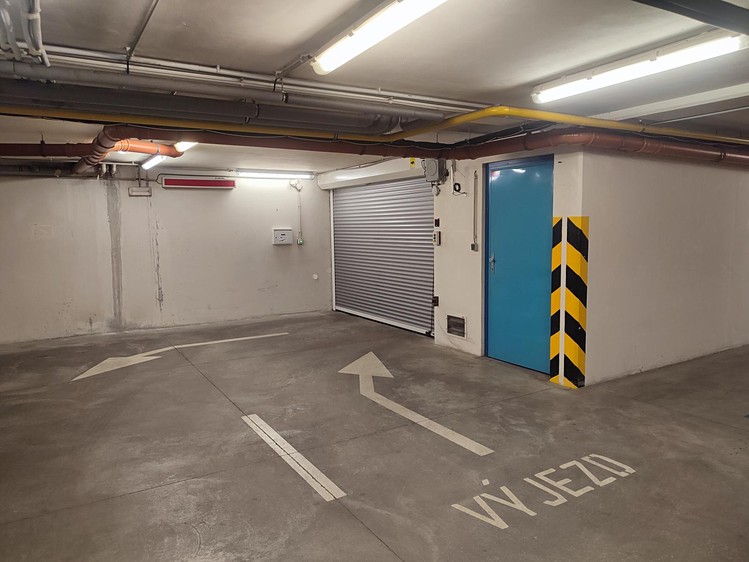 Pronájem nemovitosti, 14 m² (2 z 5)