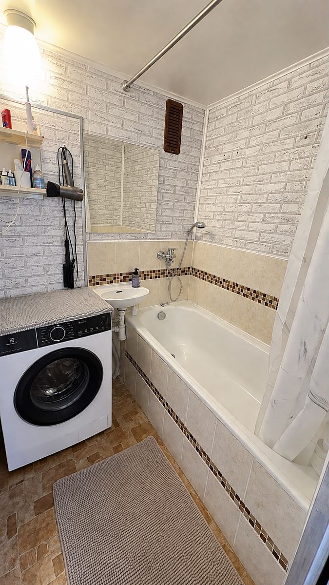 Pronájem bytu 3+1 81 m² – fotografie 4