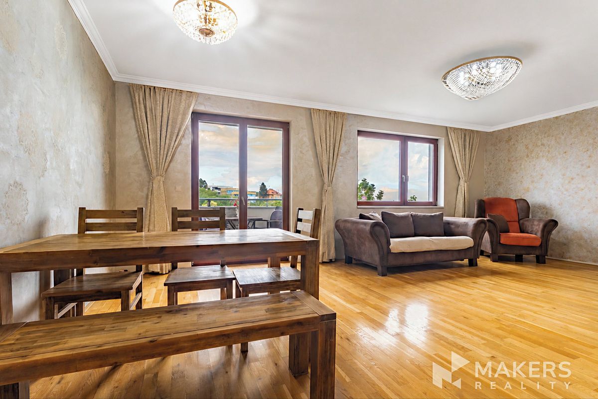 Pronájem bytu 3+kk 100 m²