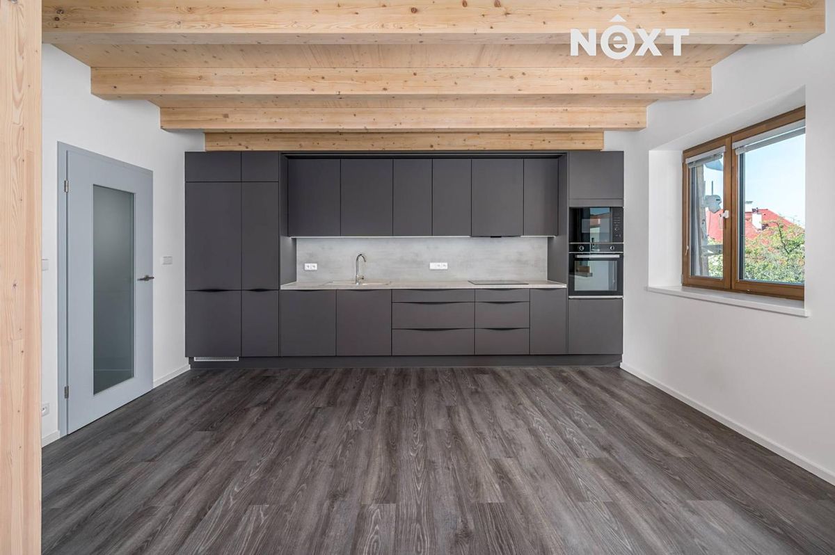 Pronájem bytu 3+kk 90 m² – fotografie 3