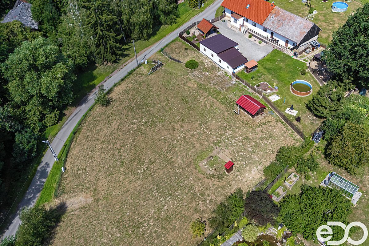 Prodej stavebního pozemku 1397 m² – fotografie 3