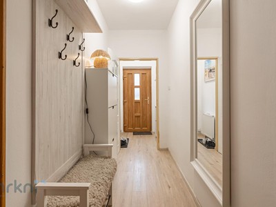 Prodej domu, 220 m² (3 z 23)