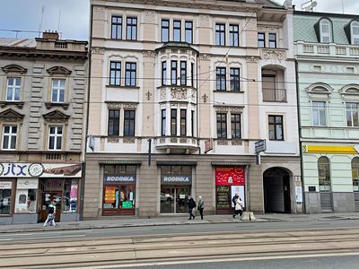 Pronájem kanceláře 144 m²