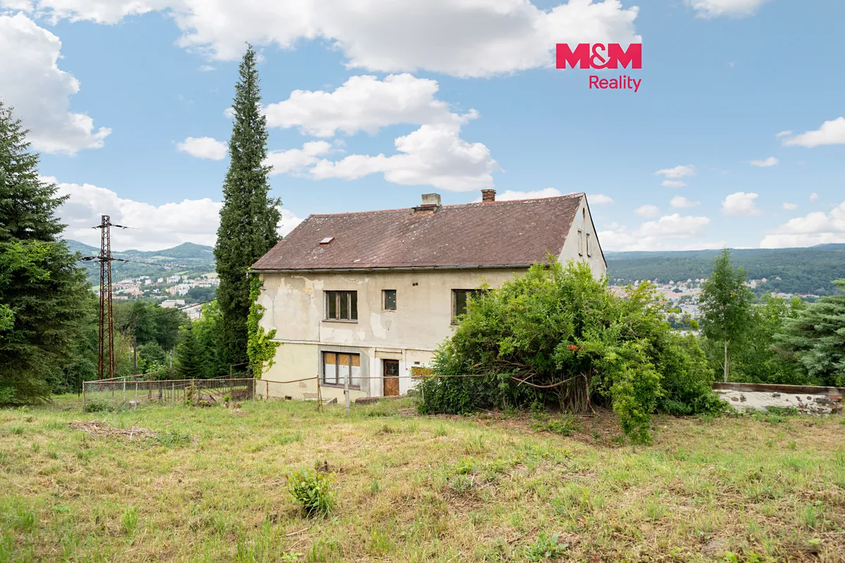 Prodej rodinného domu 190 m², pozemek 4016 m²