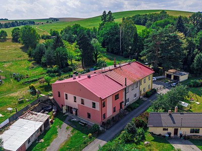 Prodej  rodinného domu 242 m², pozemek 691 m²