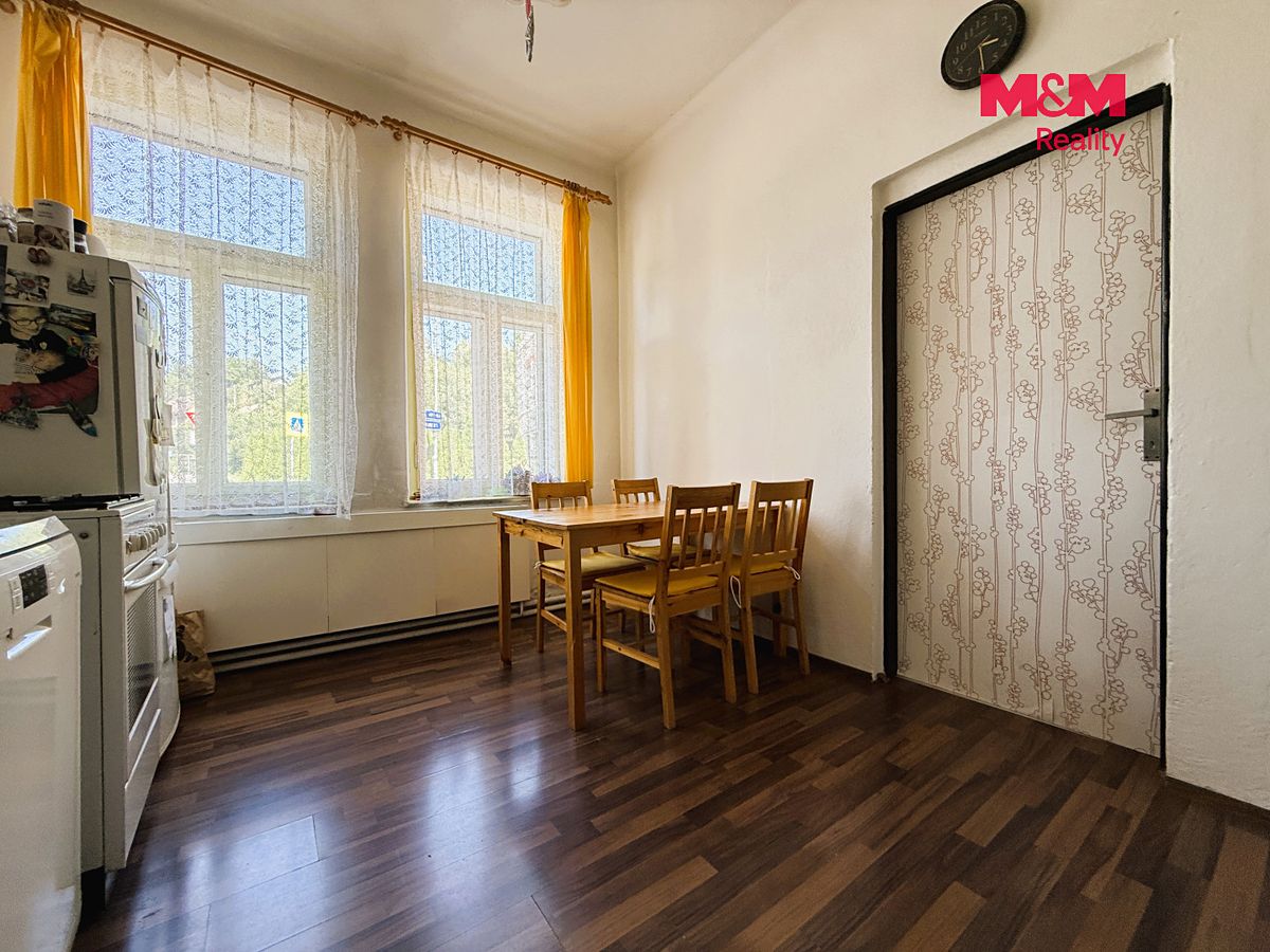 Prodej rodinného domu 450 m², pozemek 345 m² – fotografie 3