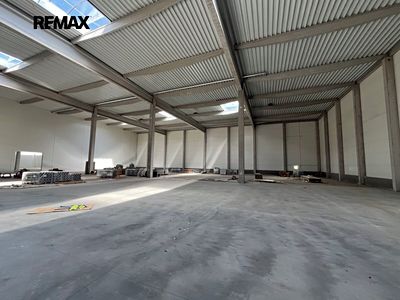 Pronájem skladového prostoru 1169 m²