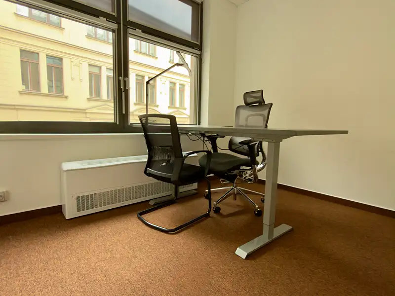 Pronájem kanceláře 63 m², Praha – náhled fotky 2
