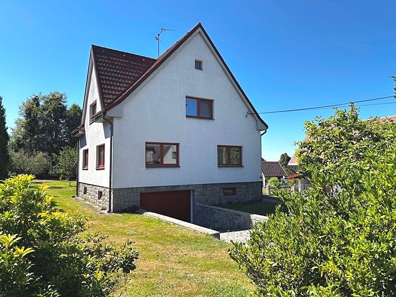 Prodej rodinného domu 150 m², pozemek 1000 m²