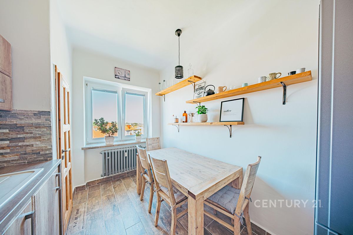 Pronájem bytu 2+1 61 m² – fotografie 3