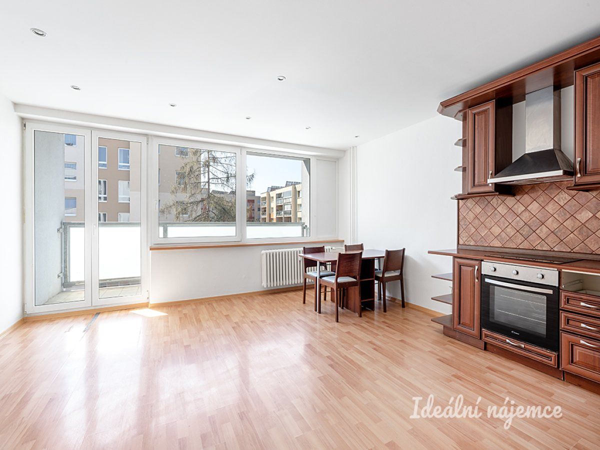 Pronájem bytu 3+kk 59 m²