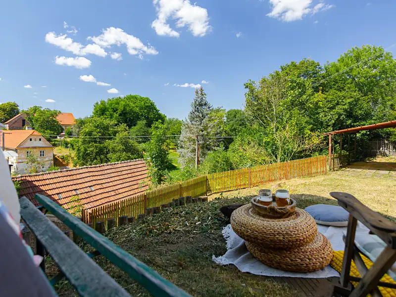 Prodej chalupy 377 m², pozemek 222 m², Skryje – náhled fotky 2