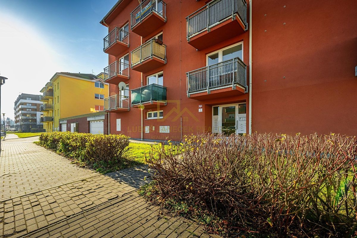 Pronájem bytu 1+kk 35 m²