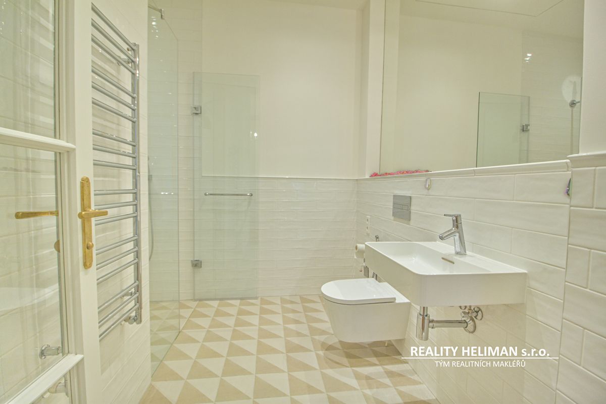 Pronájem bytu 2+kk 72 m² – fotografie 5