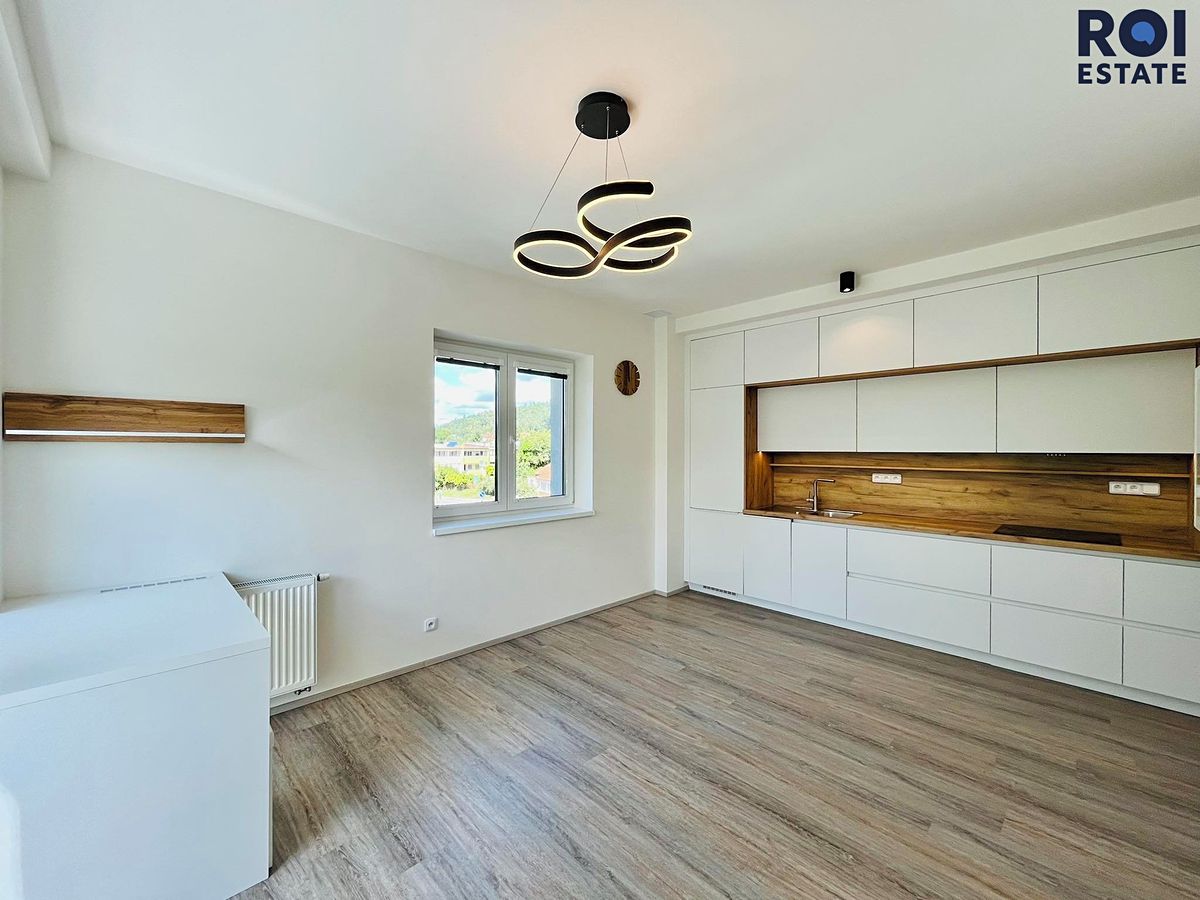 Pronájem bytu 2+kk 44 m²