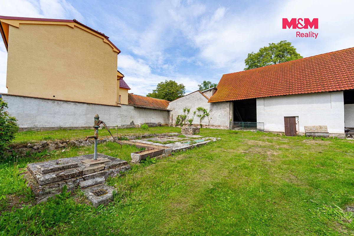Pronájem rodinného domu 121 m², pozemek 812 m² – fotografie 3