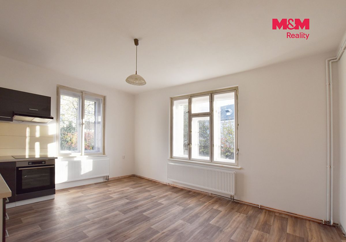 Pronájem rodinného domu 128 m², pozemek 569 m² – fotografie 4