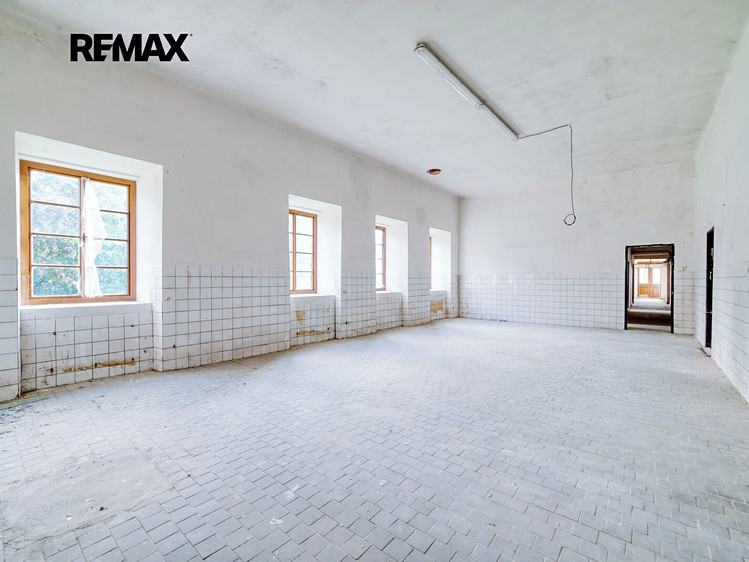 Gewerbefläche zum Kauf, 660 m² (20 von 28)